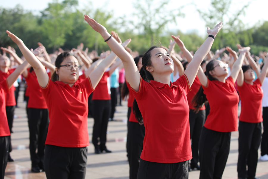 庆五一广播体操比赛_1698.JPG